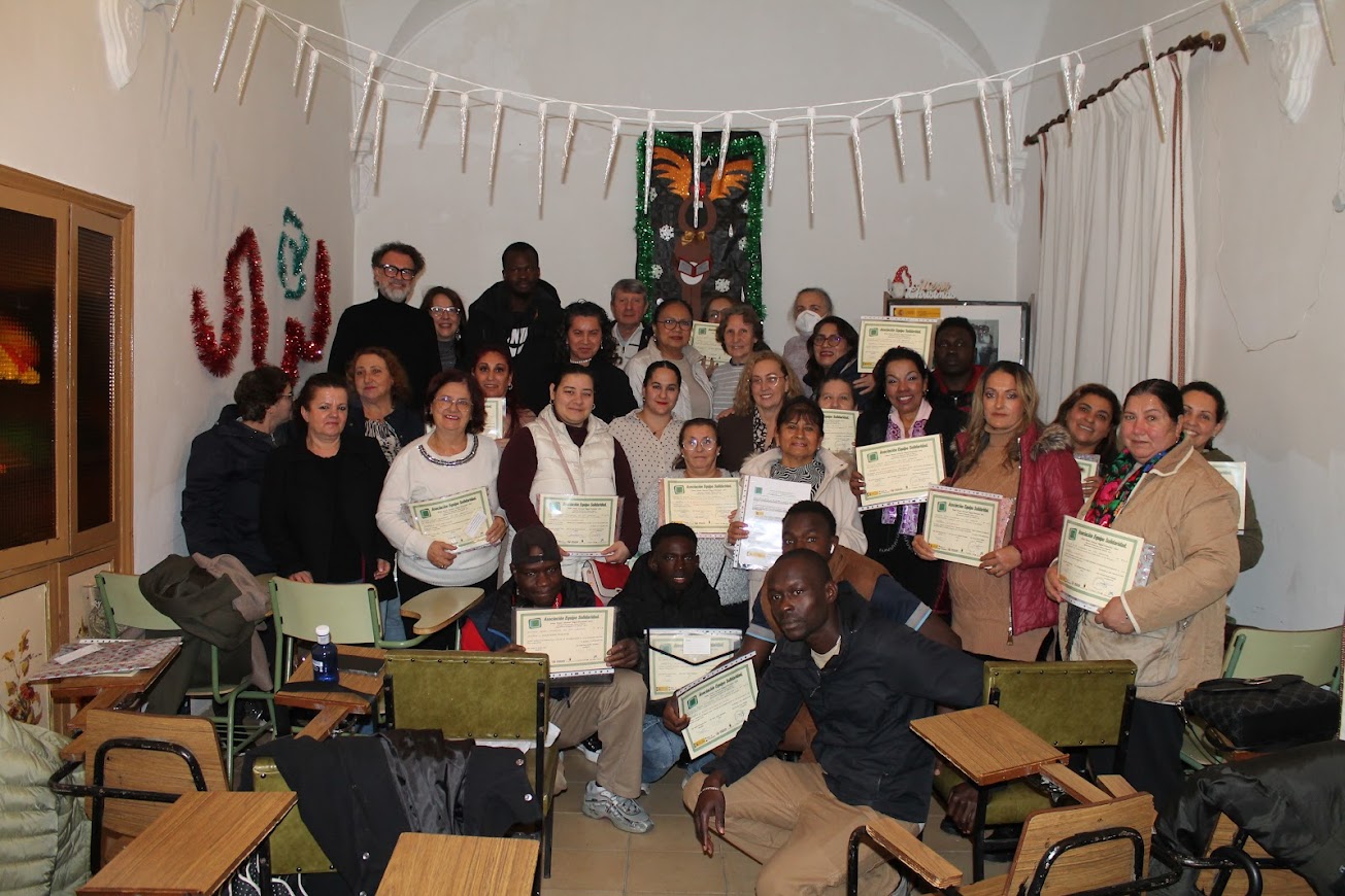 CLAUSURA DEL CURSO 2025: 80 pasos hacia un futuro mejor.